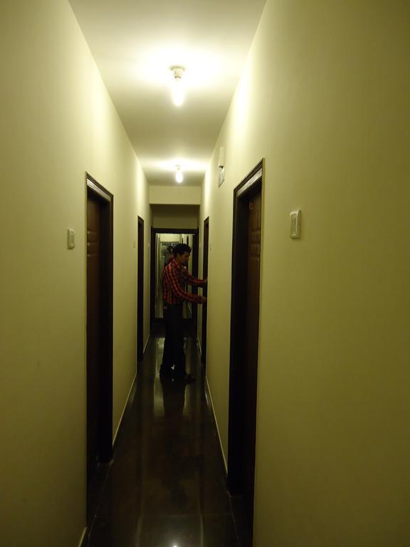Maple Inn Budget Hotel Bangalore Exteriör bild