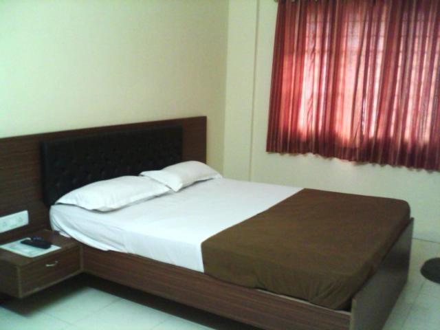 Maple Inn Budget Hotel Bangalore Exteriör bild